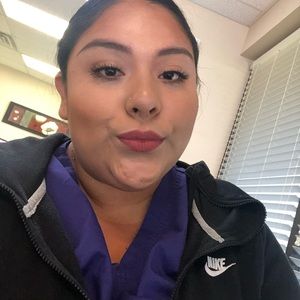 Meet your Posher, Kimberly